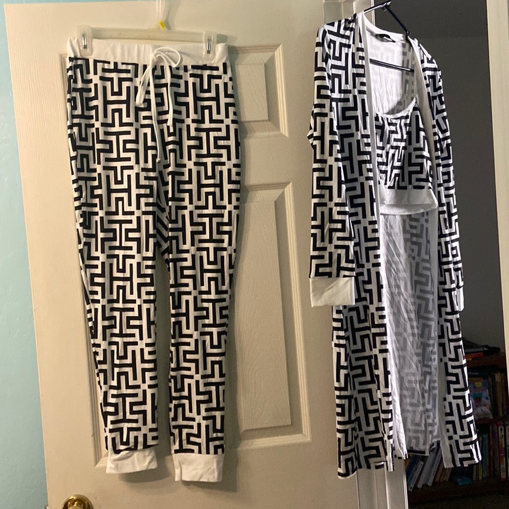 ChicMe brand M three piece set pants, bralette and front open cover up New